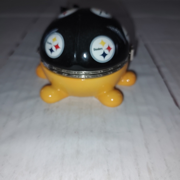 Steelers Bradford exchange ladybug music box - Picture 6 of 12